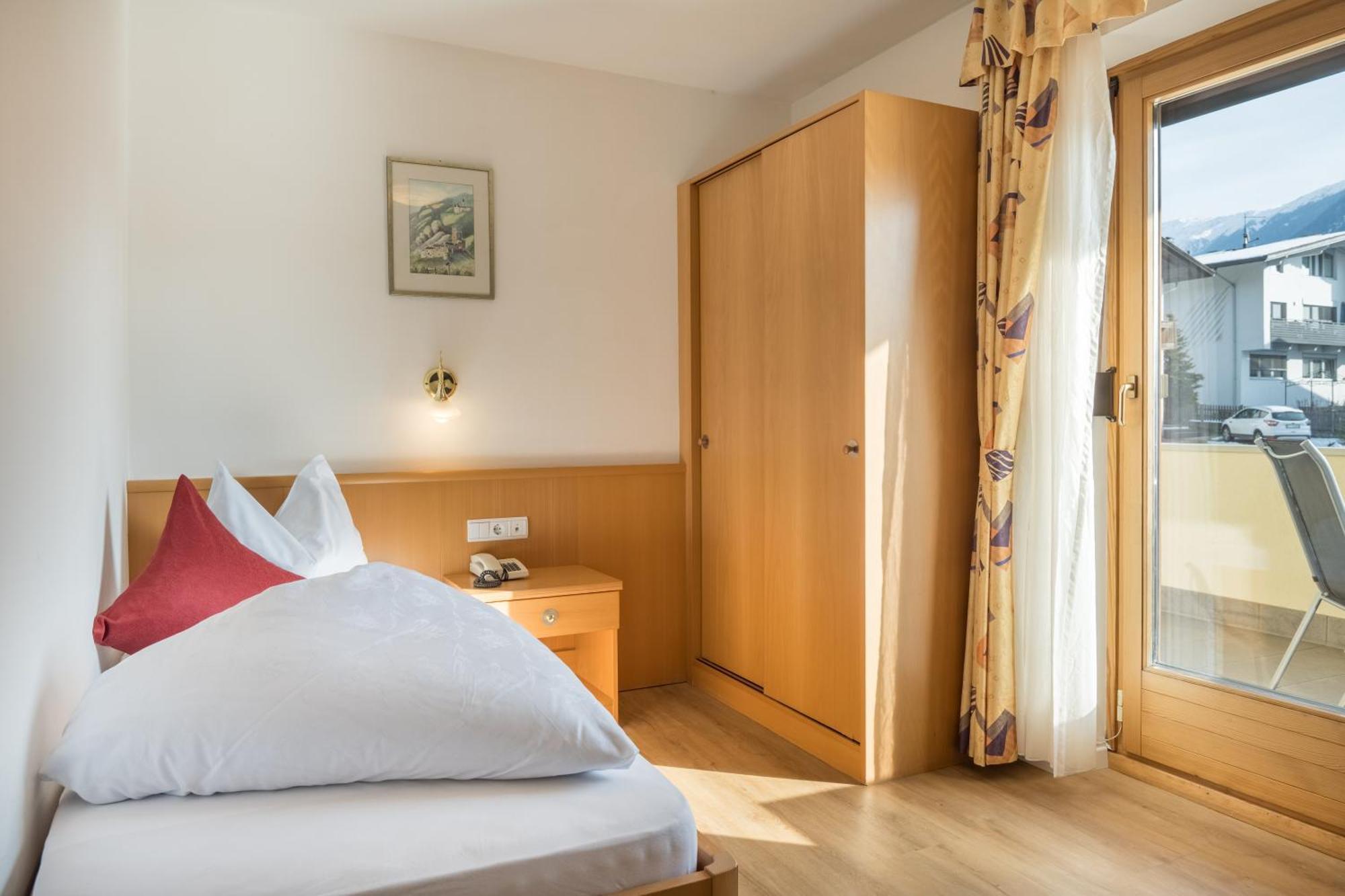 Hotel St. Michael 3*