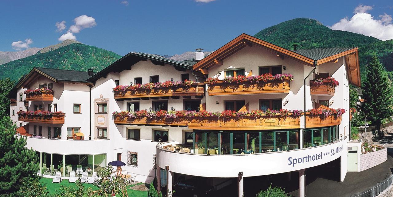 Hotel St. Michael 3*