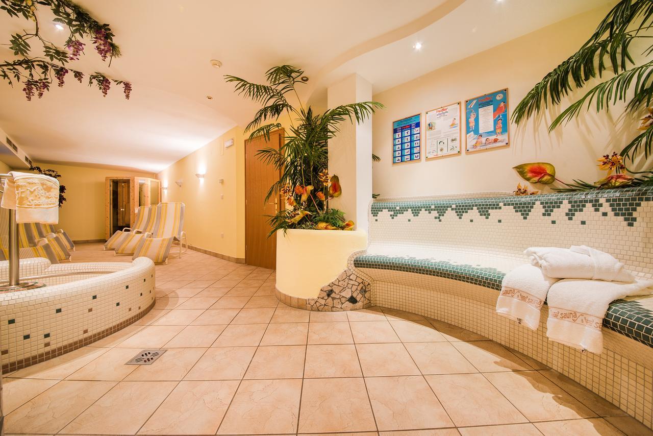 Hotel St. Michael 3*